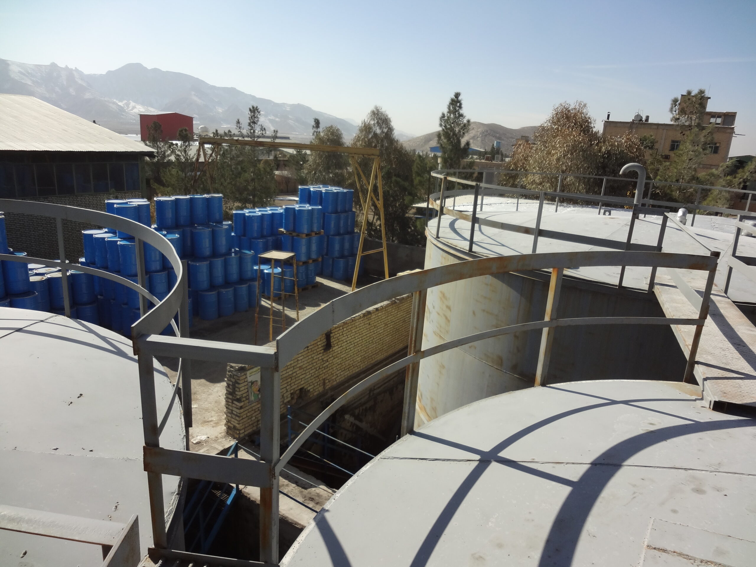 استخدام الجيلي البترولي الأبيض الثلجي: تحليل خصائصه