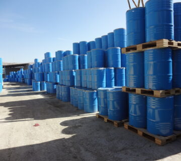 التمييز بين شمع السلاك وشمع البارافين، نظرة مهنية