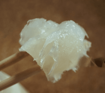 Le Rôle du Pétrolatum dans les Produits de Soins de la Peau