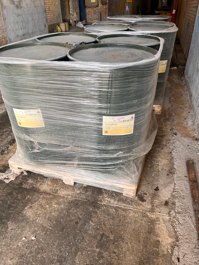 La polyvalence de la gelée de pétrole dans les formulations